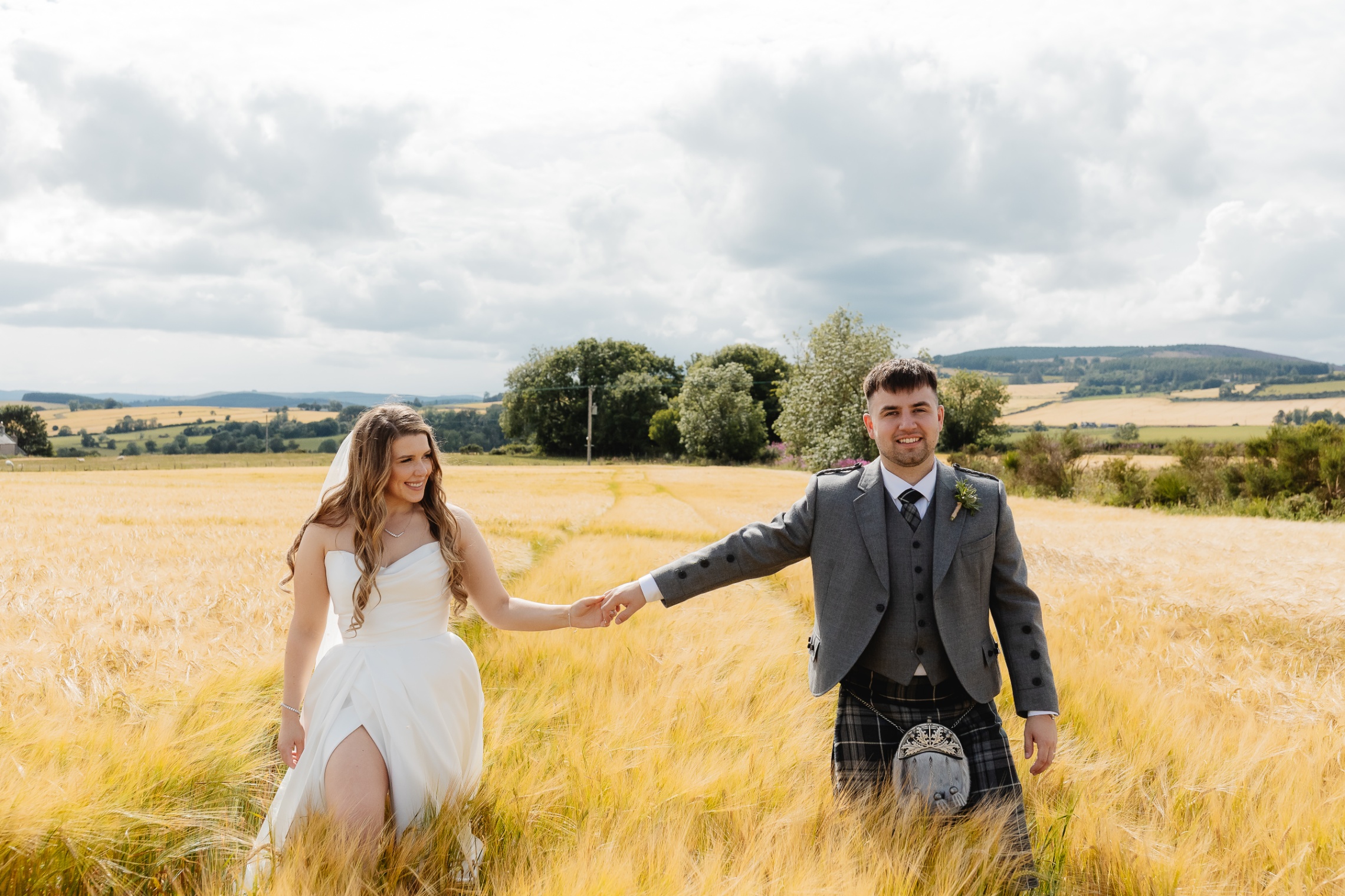 Wedding Photography in Aberdeenshire By Simone Smith